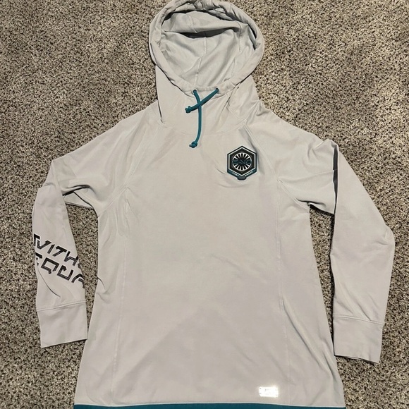 Disney Star Wars Galaxy Edge Mandalorian 709 First Order Gray Hoodie - Picture 8 of 8